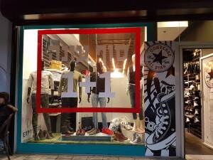 ייצור מדבקות לחנויות