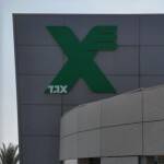 שלטים מוארים לאגד